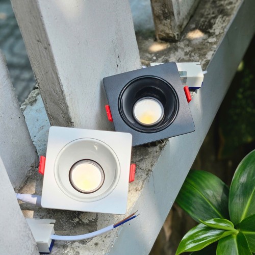 Đèn chỉnh hướng 10W mẫu DCP Vuông Dimmer thumb