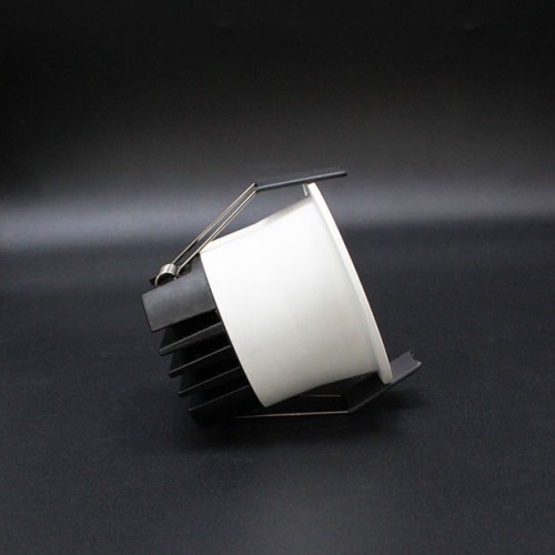 Đèn âm trần 7W mẫu DTQ 3 Chế độ màu thumb