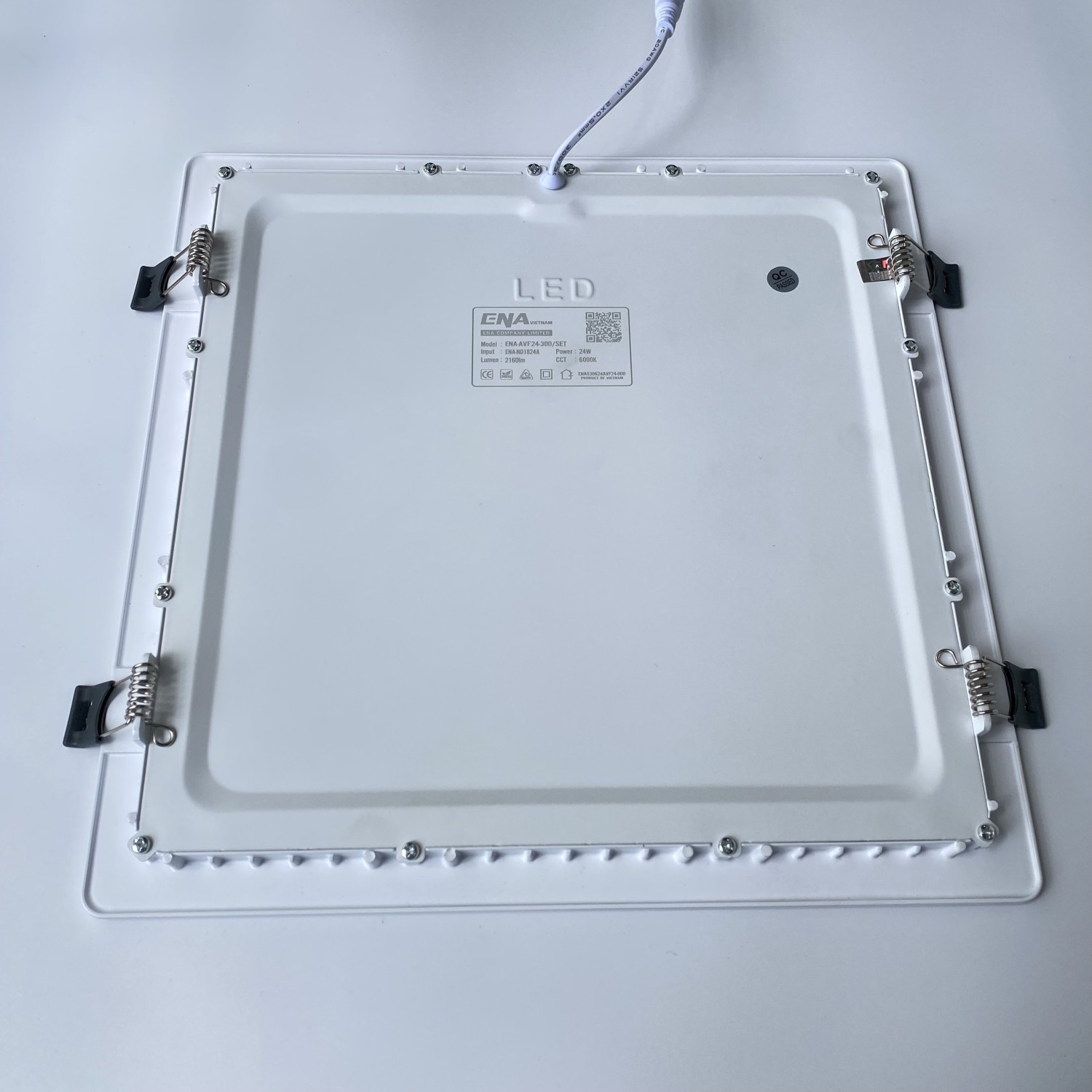 Đèn LED âm trần vuông 24W Trắng, Trung tính, Vàng mẫu AVF