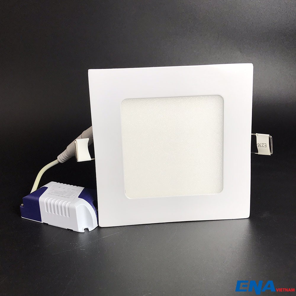Đèn LED âm trần vuông 6W 3 chế độ mẫu AVP