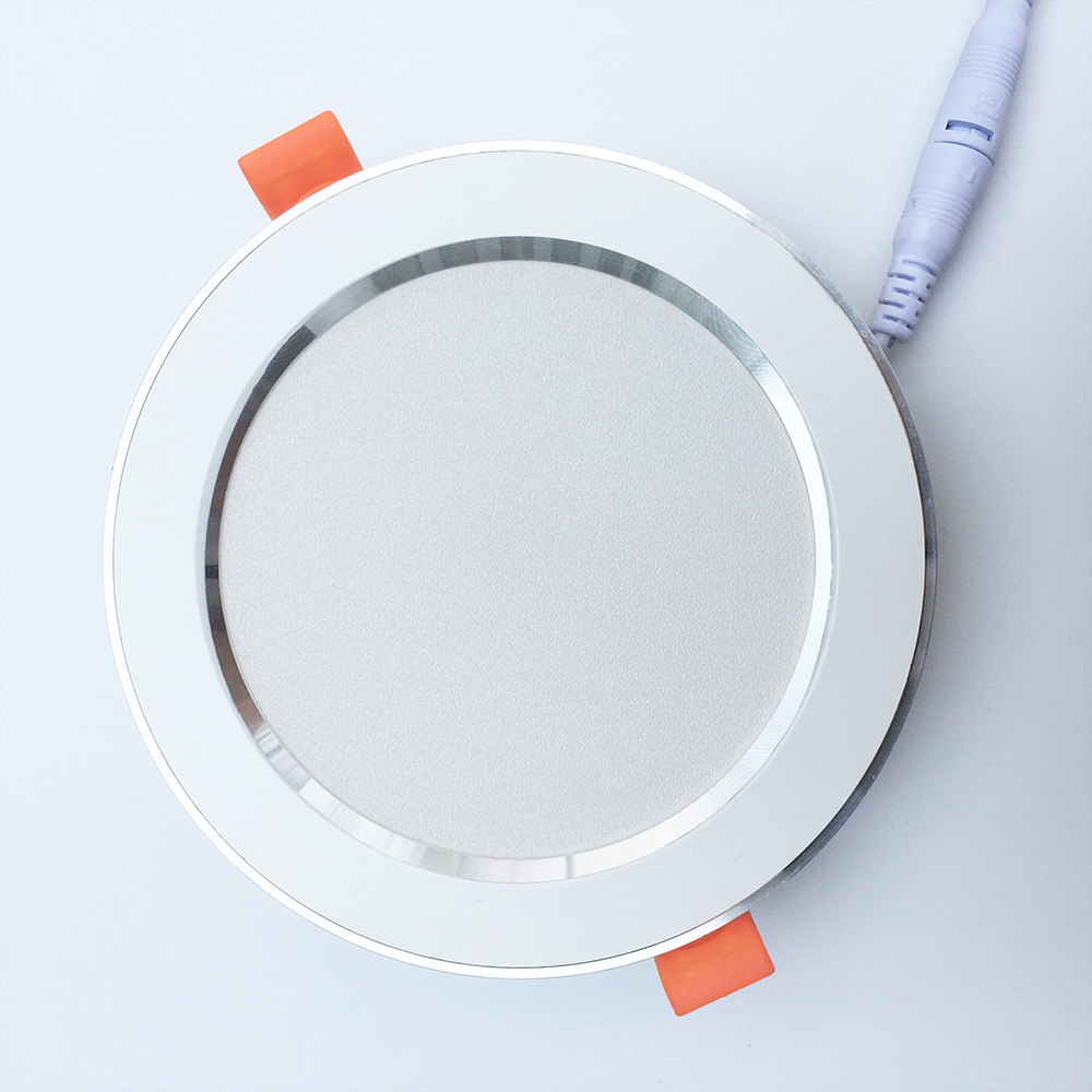 Đèn LED âm trần Downlight 7W phi90 3 chế độ mẫu DTF viền Vàng