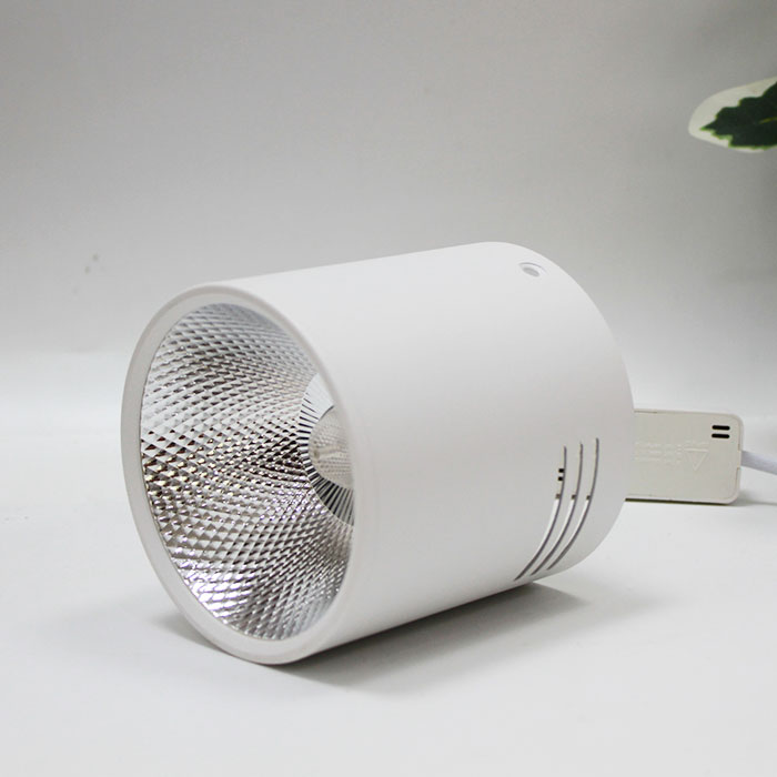 Đèn LED Lon gắn nổi Dimmer 15W mẫu LOA