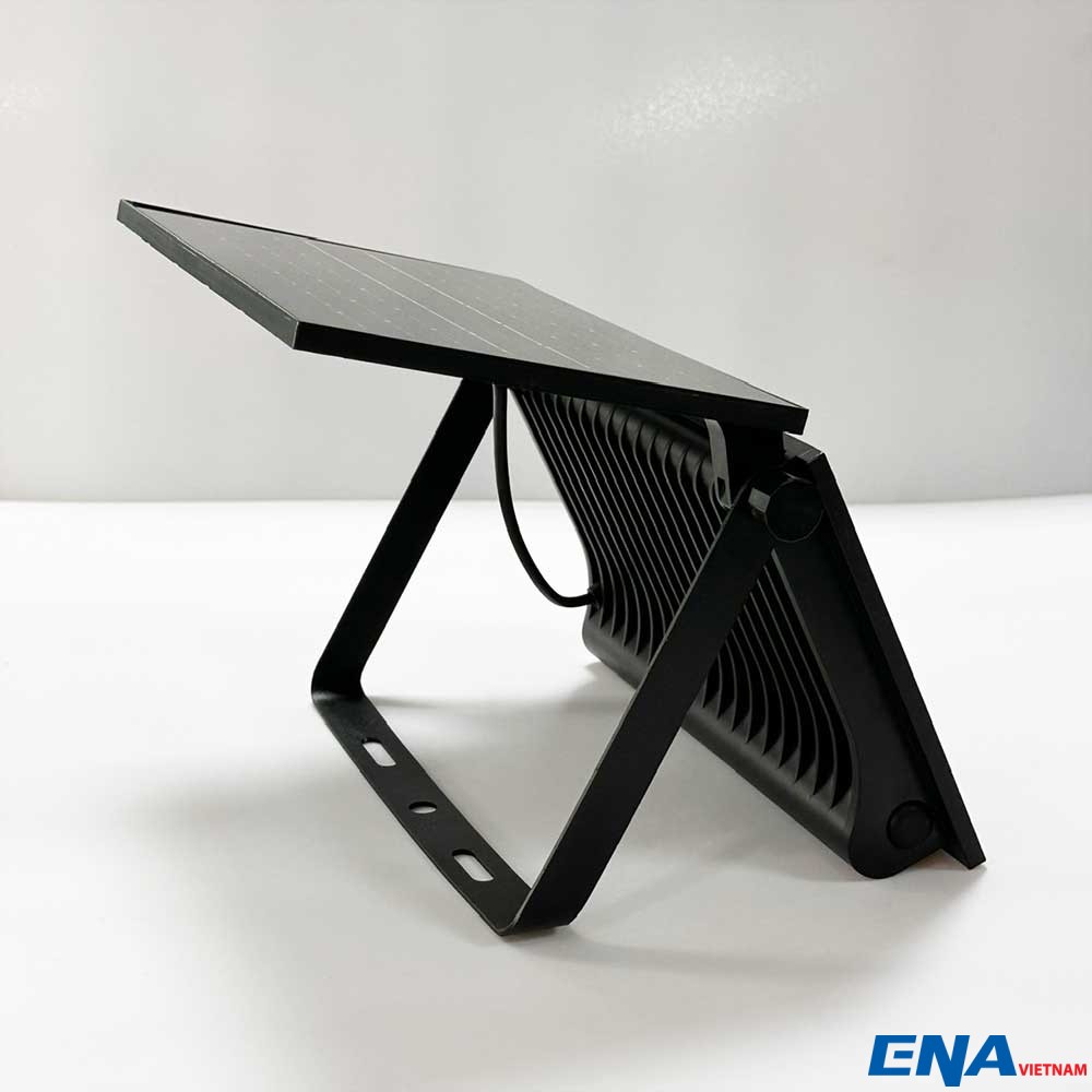 Đèn pha năng lượng mặt trời sân vườn 15W 3 chế độ DSP